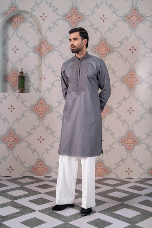 ARZAALS WARM GRAY STA06