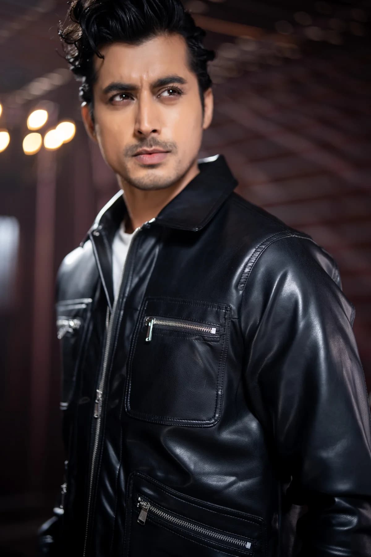 Black Leather Jacket ST01 thumbnail 3